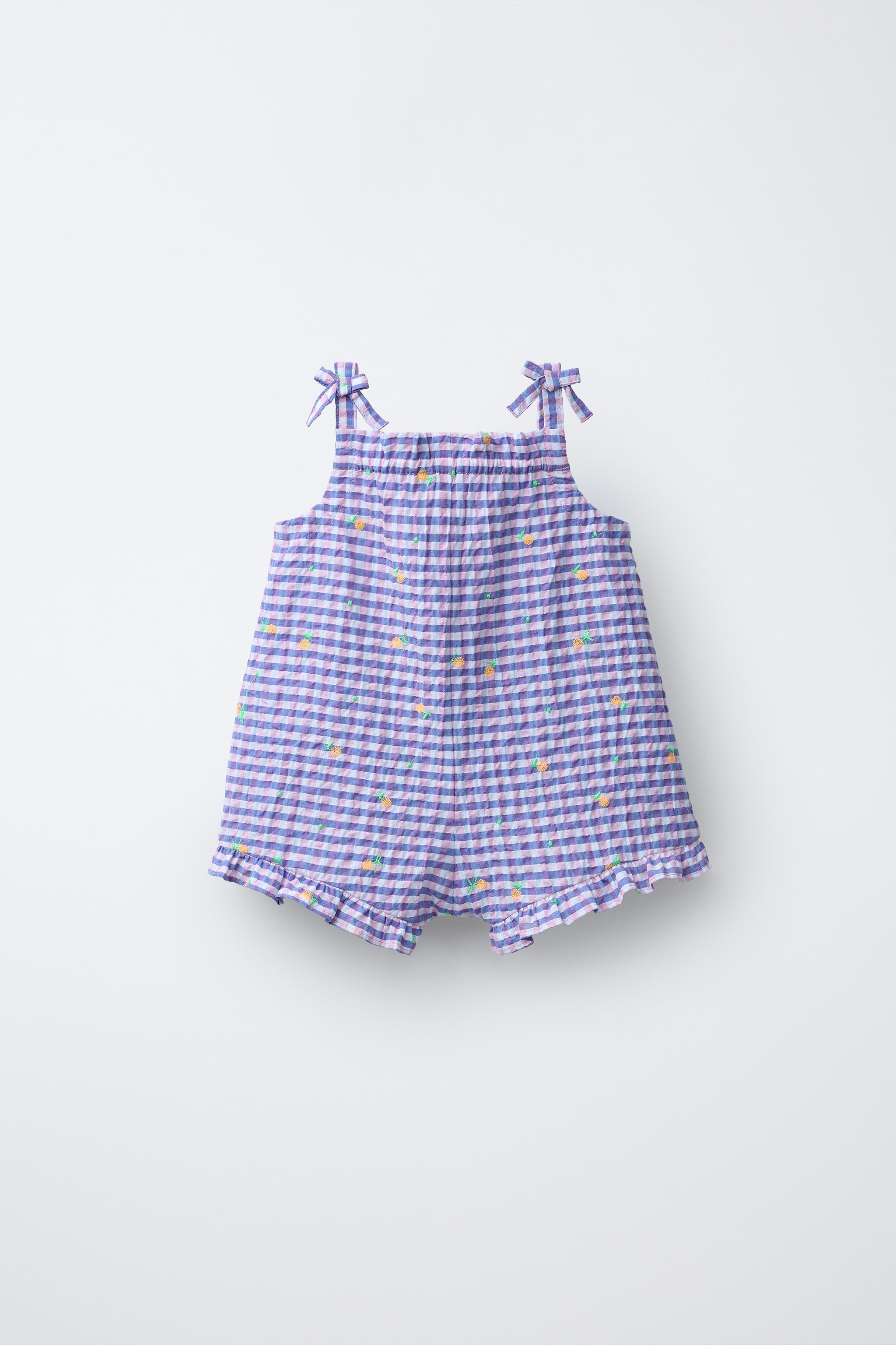 SHORT GINGHAM JUMPSUIT WITH EMBROIDERED FRUIT